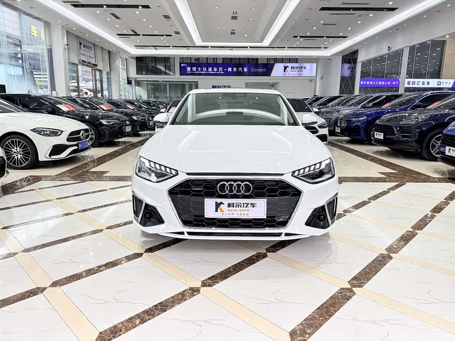 Audi A4L 2020