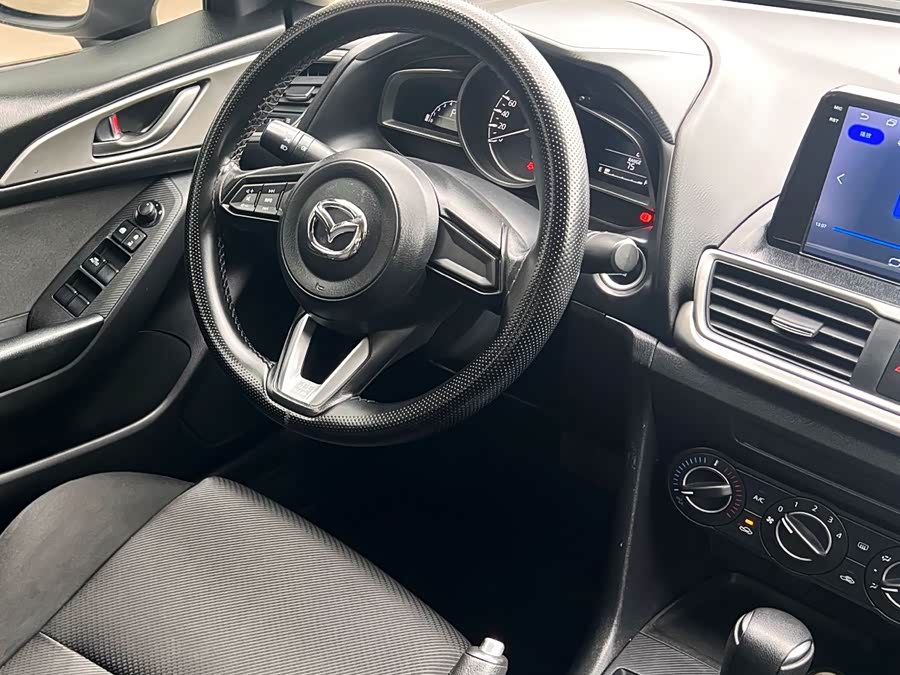 Mazda 3 Angkesela 2017