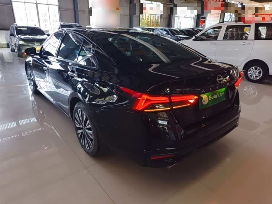 Nissan Teana 2022