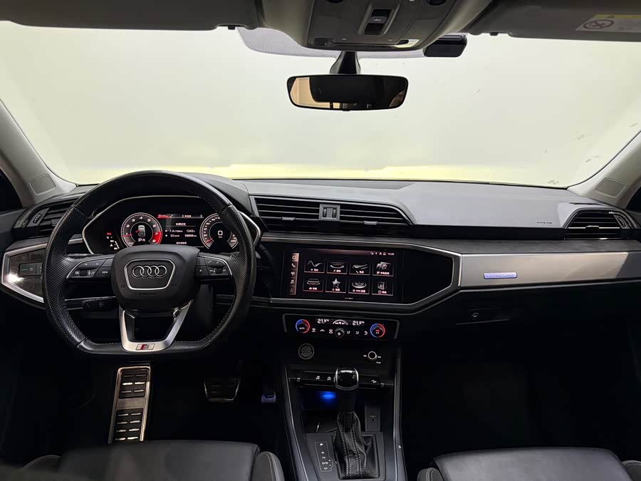 Audi Q3 Sportback 2022 — фото 18
