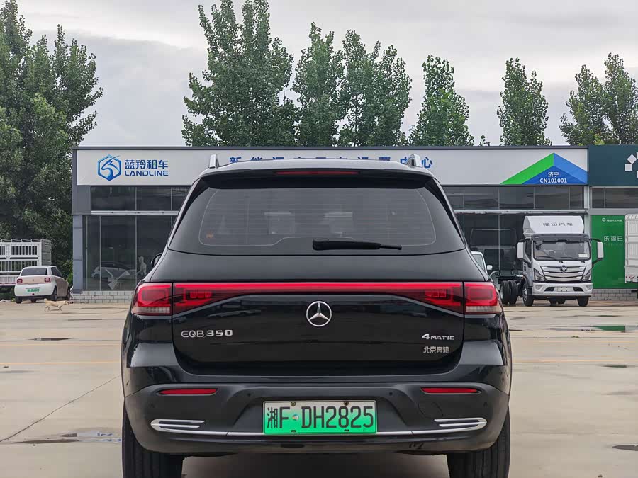 Mercedes-Benz EQB 2024
