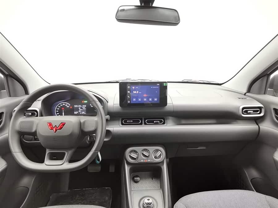 Wuling Hongguang New Energy 2024