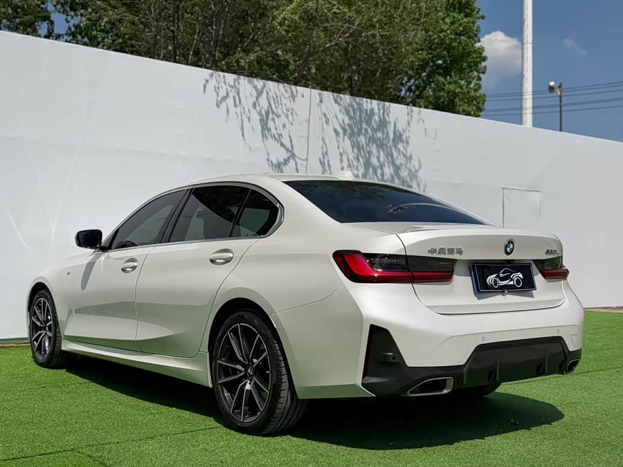 BMW 3 Series 2023