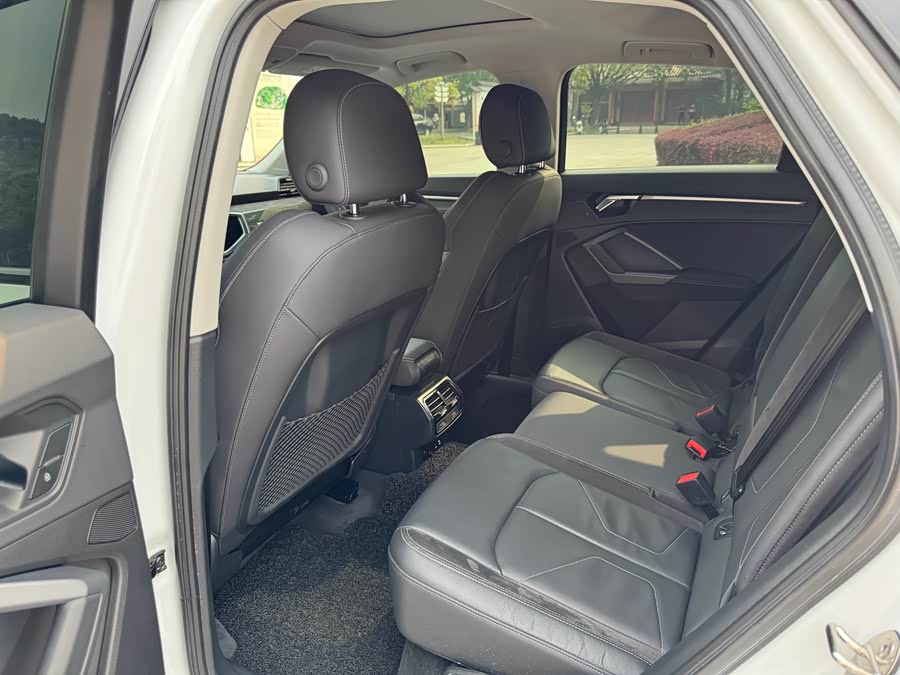 Audi Q3 Sportback 2020 — фото 11