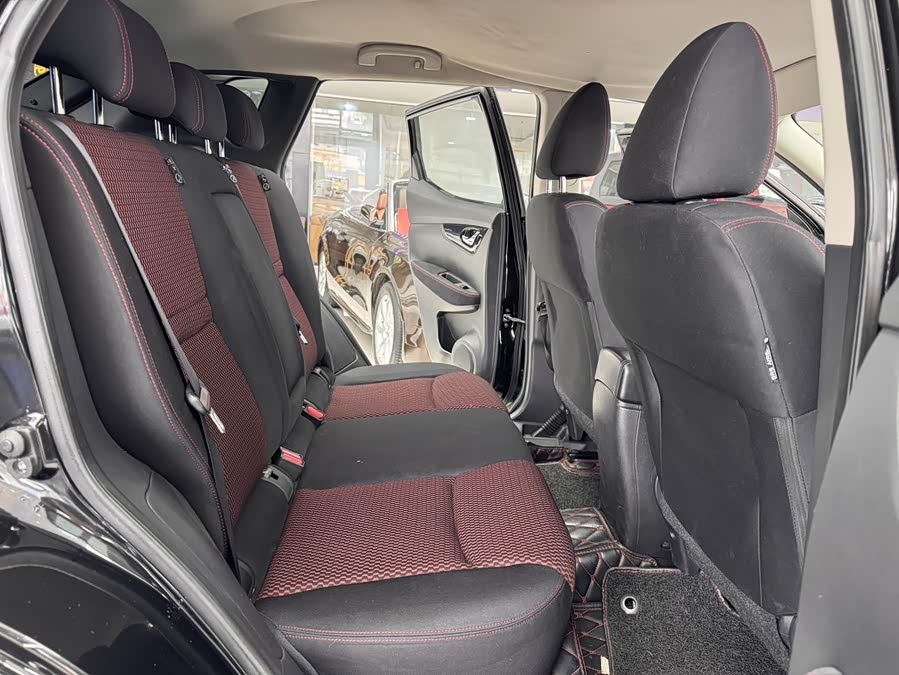 Nissan Qashqai 2017 — фото 13