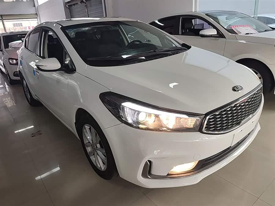 Kia K3 2016