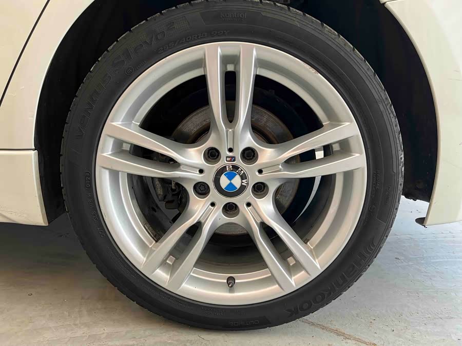 BMW 3 Series 2017 — фото 34