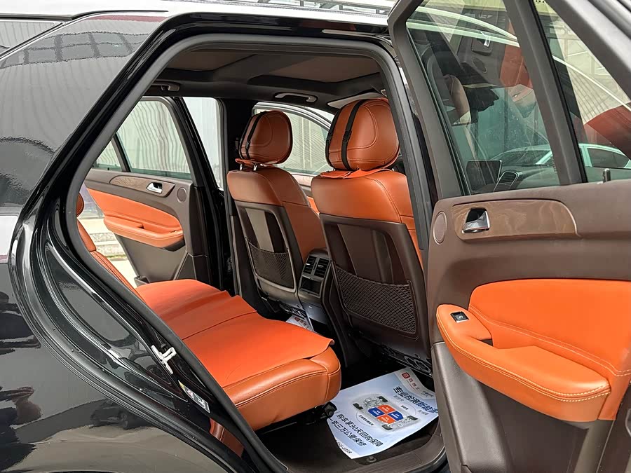 Mercedes-Benz GLE 2015 — фото 17