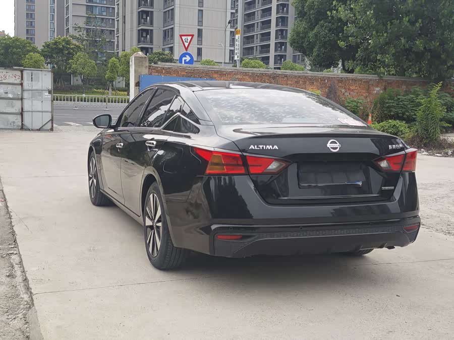 Nissan Teana 2020 — фото 15