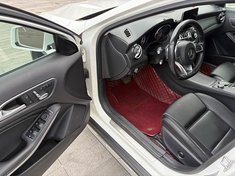 Mercedes-Benz GLA 2019