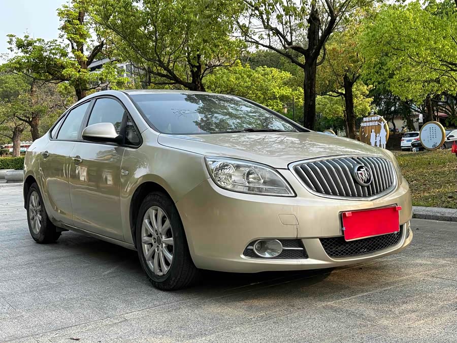 Buick Excelle 2013