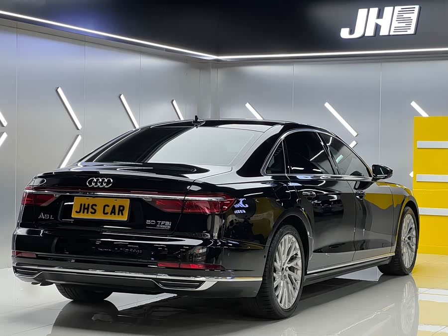 Audi A8 2021