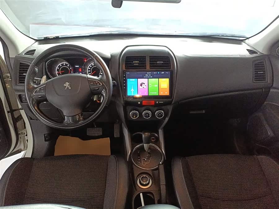 Peugeot 4008 2013
