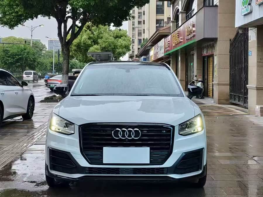 Audi Q2L 2018