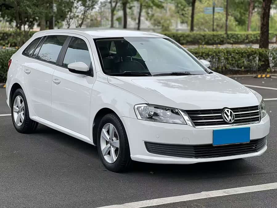 Volkswagen Gran Lavida 2013