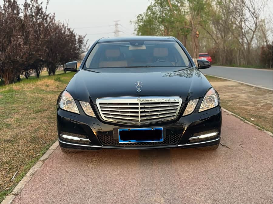 Mercedes-Benz E-Class 2012