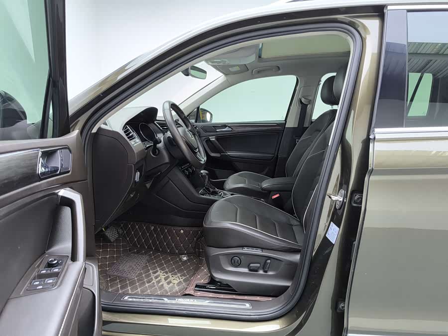 Volkswagen Tiguan L 2019 — фото 8