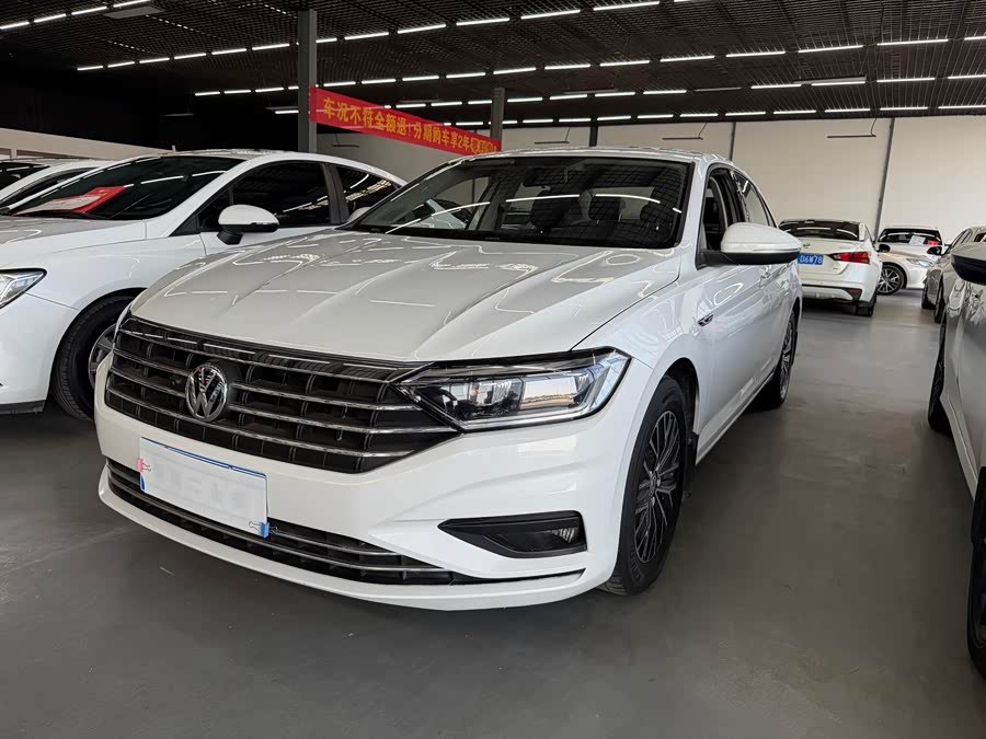Volkswagen Sagitar 2020