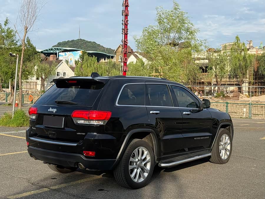 Jeep Grand Cherokee 2017