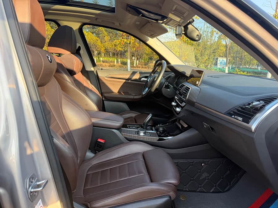 BMW X3 2018 — фото 16