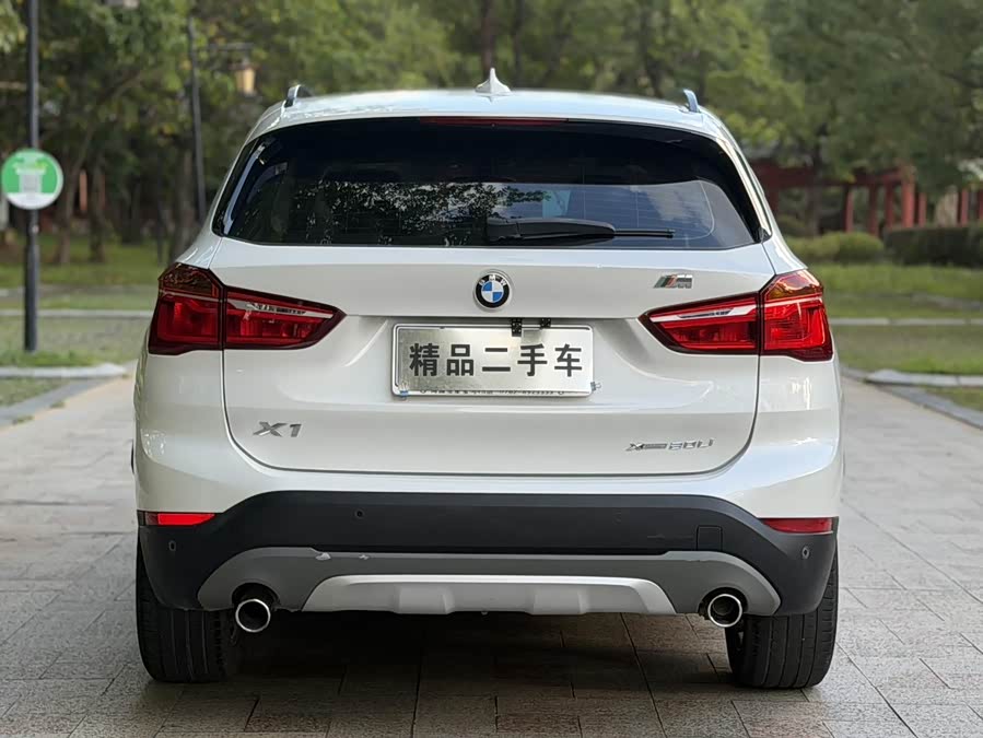 BMW X1 2018 — фото 15