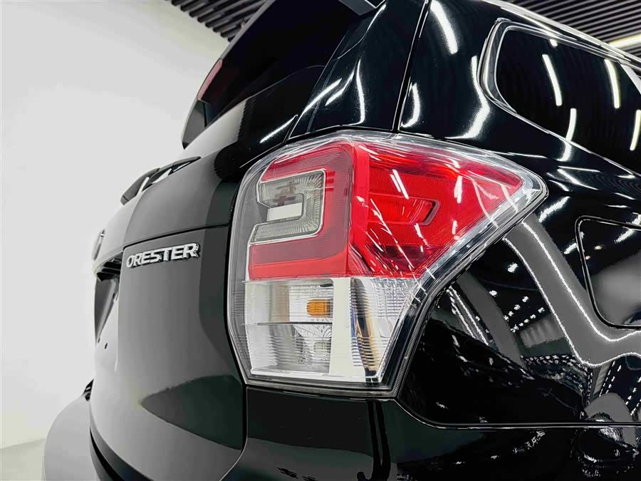 Subaru Forester 2016 — фото 20