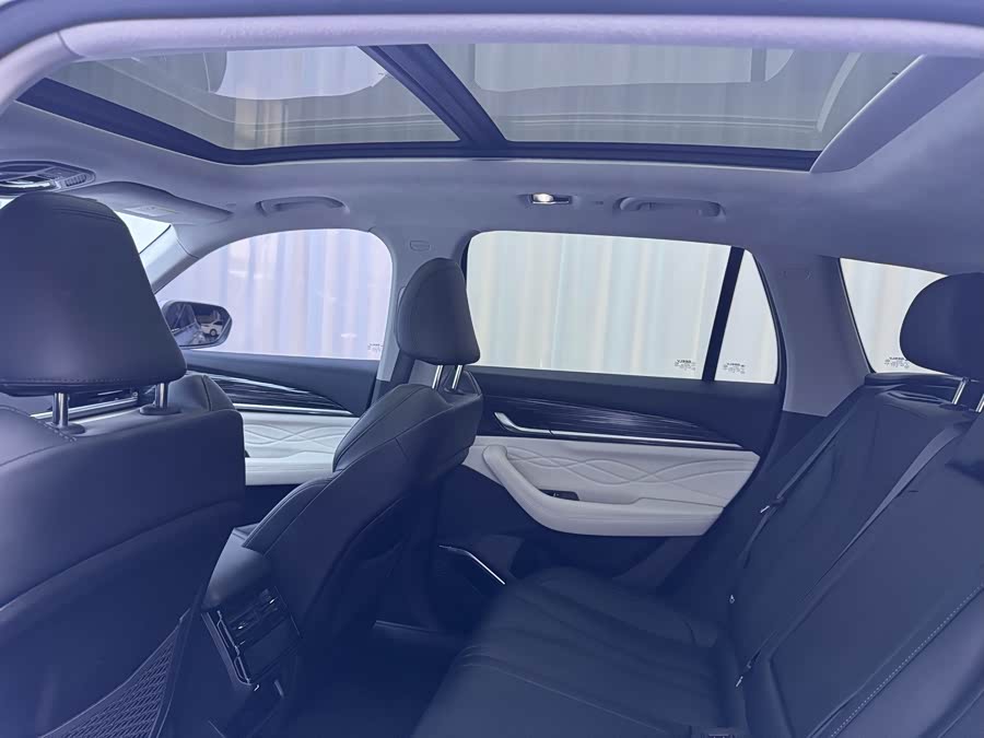 Geely Xingyue L 2023 — фото 13