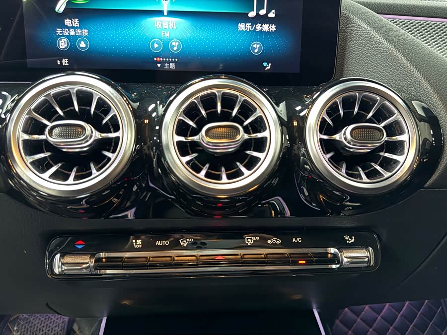 Mercedes-Benz GLA 2022 — фото 13
