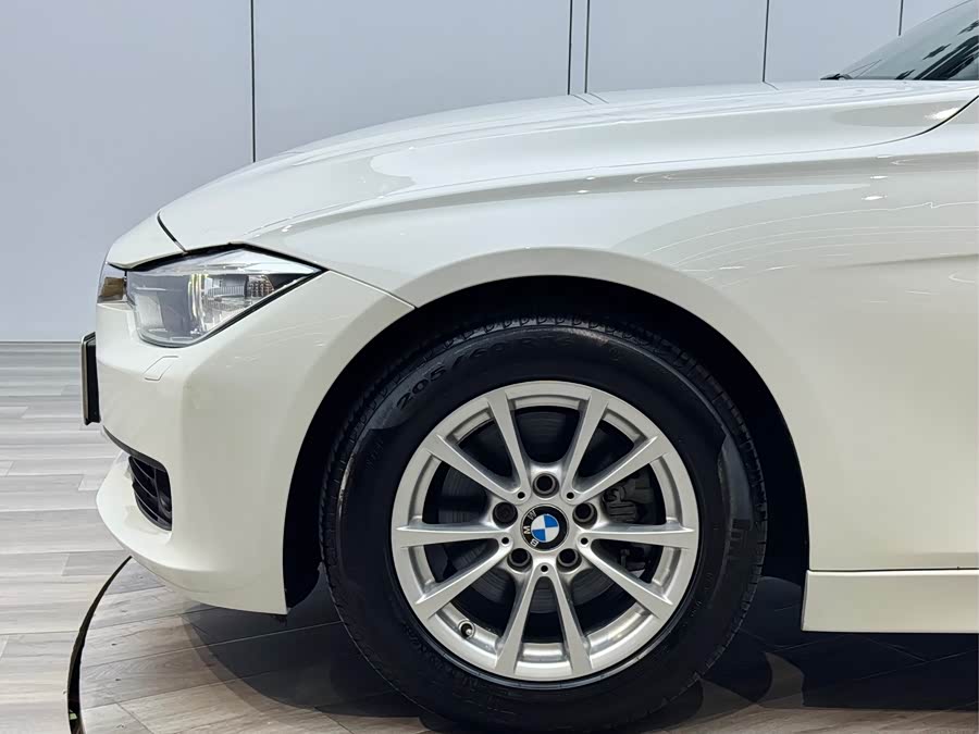 BMW 3 Series 2015 — фото 22