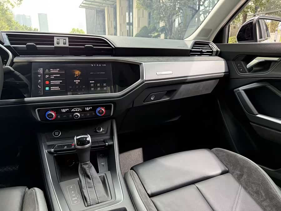 Audi Q3 Sportback 2023 — фото 9