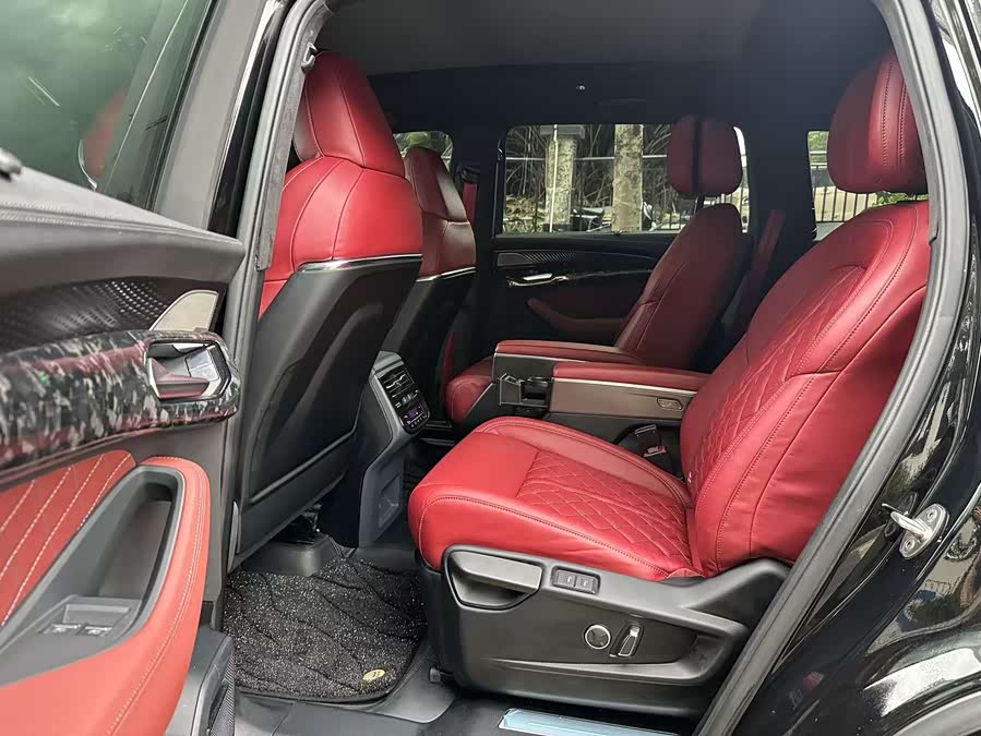 Audi Q6 2024