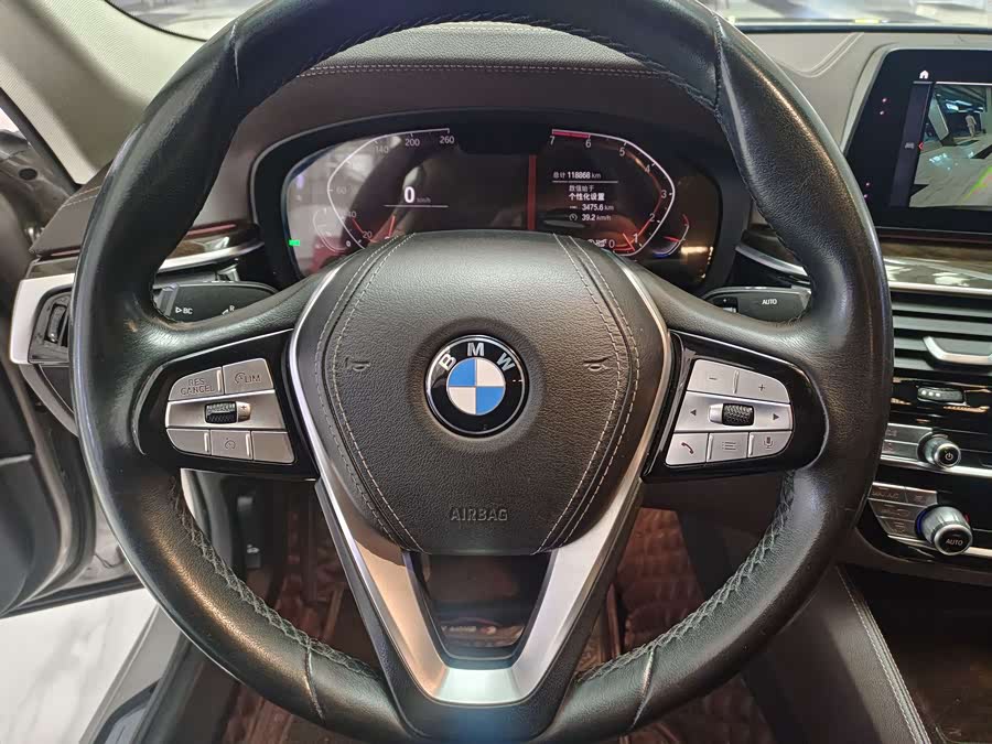 BMW 5 Series 2020