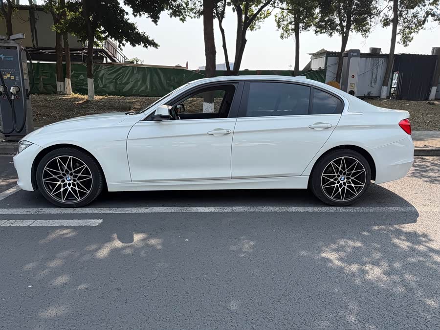 BMW 3 Series 2015 — фото 9