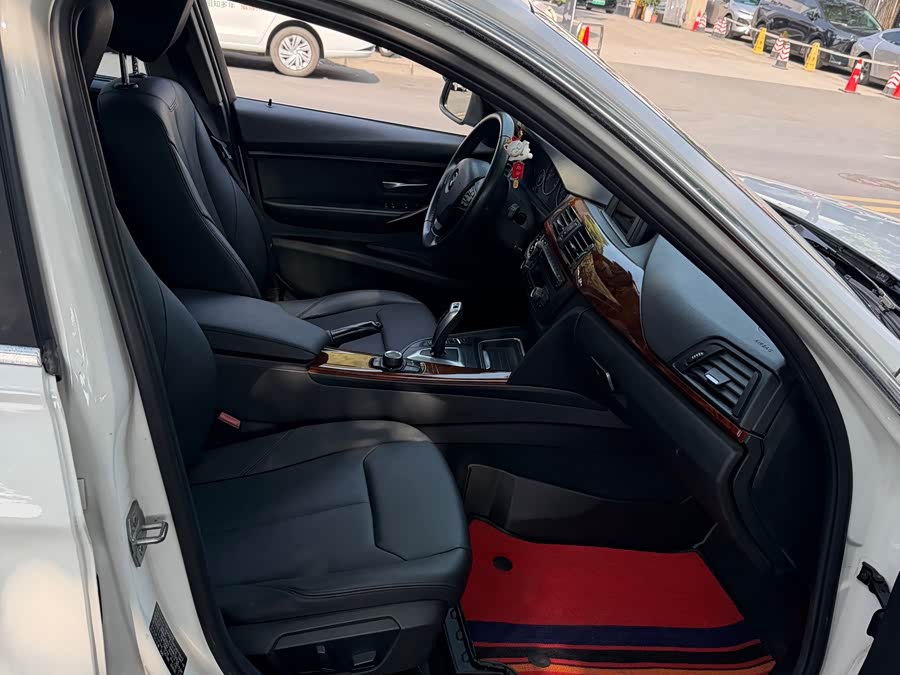 BMW 3 Series 2015