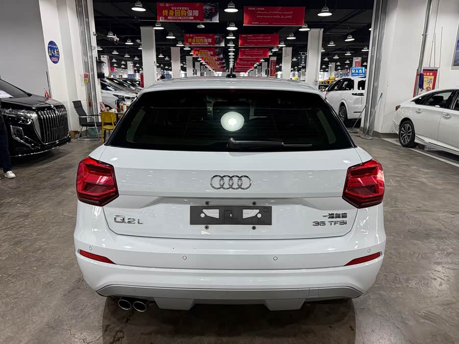 Audi Q2L 2018