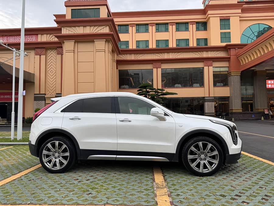 Cadillac XT4 2018