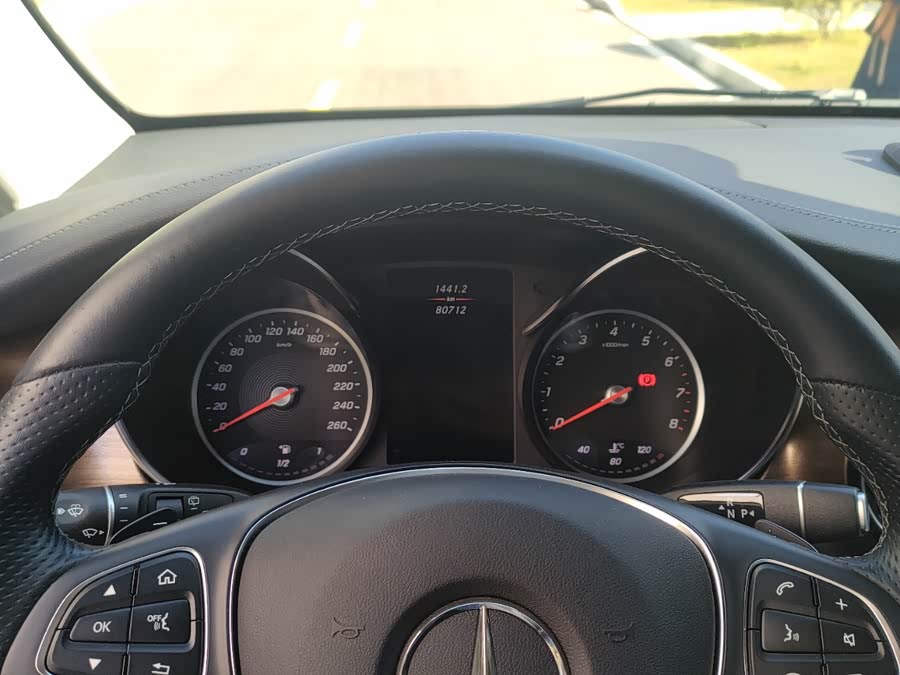 Mercedes-Benz V-Class 2021