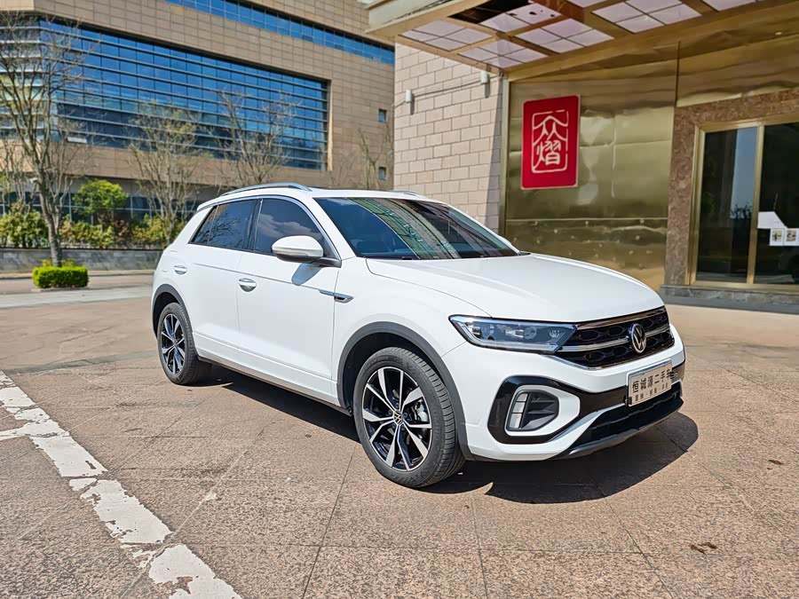Volkswagen T-Roc 2024