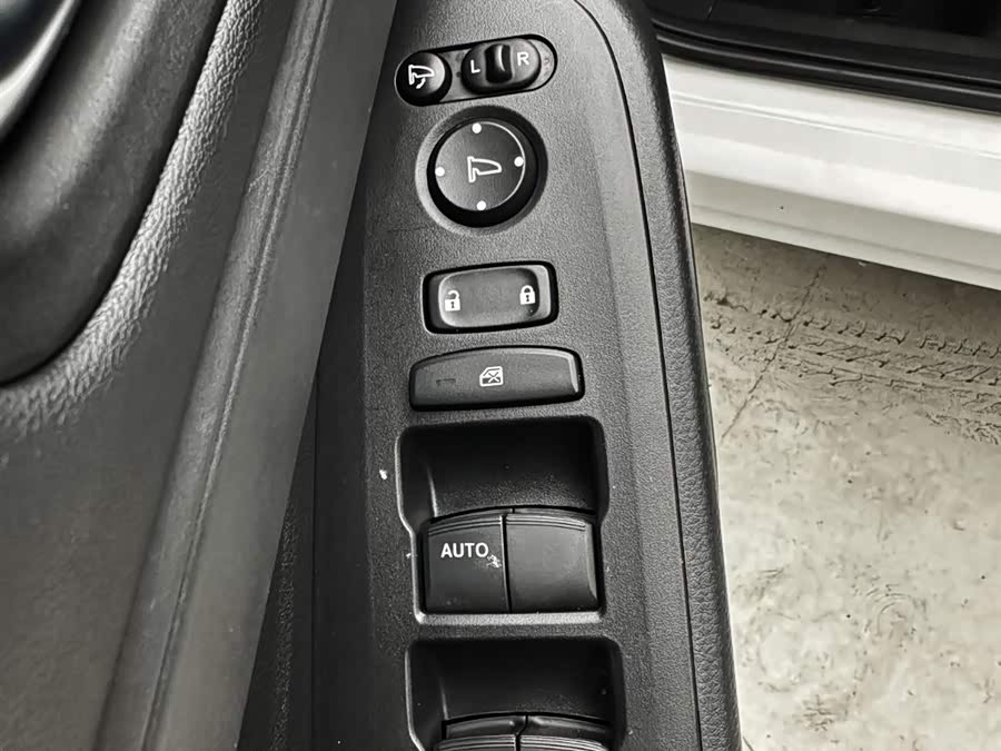 Honda Vezel 2023 — фото 13