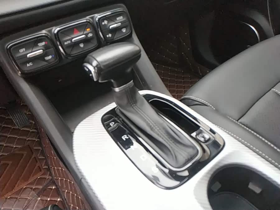 GAC Trumpchi GS3 2021 — фото 14