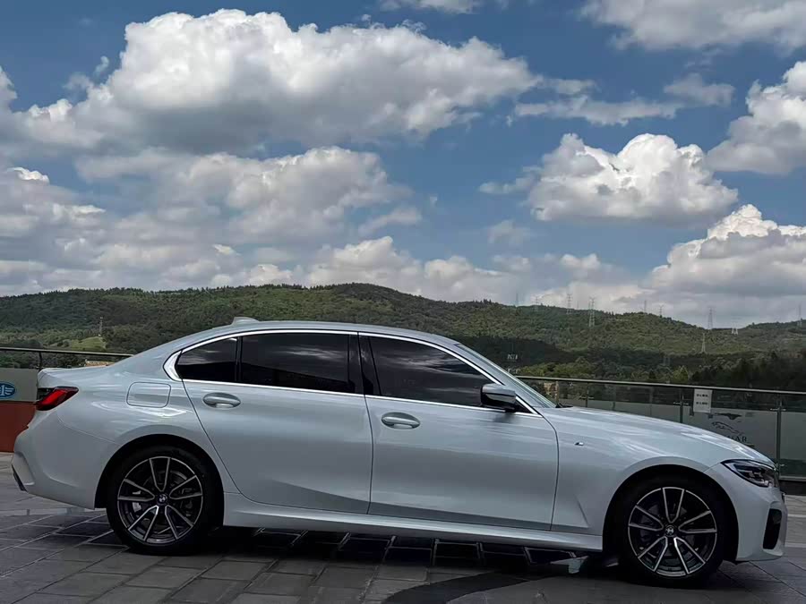 BMW 3 Series 2022