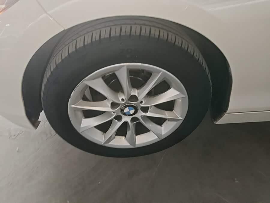 BMW 1 Series 2015 — фото 23