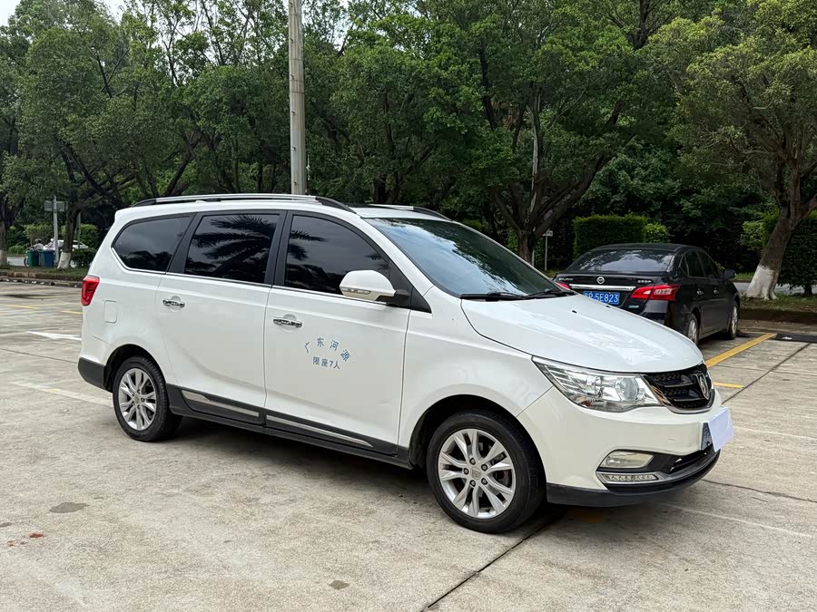 Baojun 730 2016