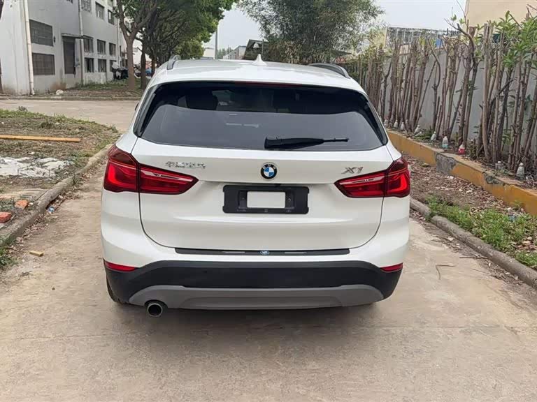 BMW X1 2018 — фото 8
