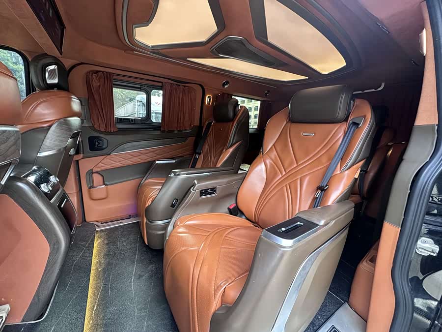Ford Tourneo 2023