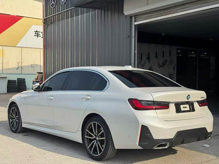 BMW 3 Series 2023