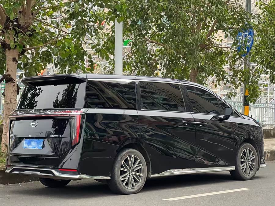 GAC Trumpchi M8 2023 — фото 10