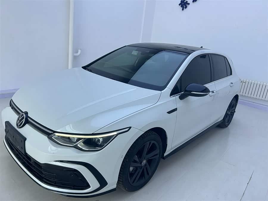Volkswagen Golf 2021