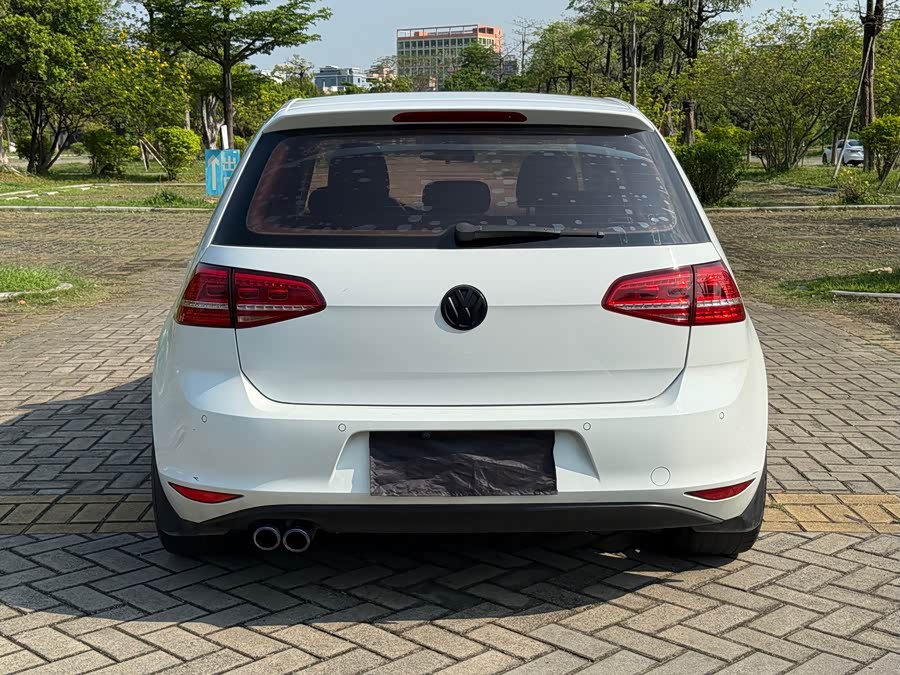 Volkswagen Golf 2014