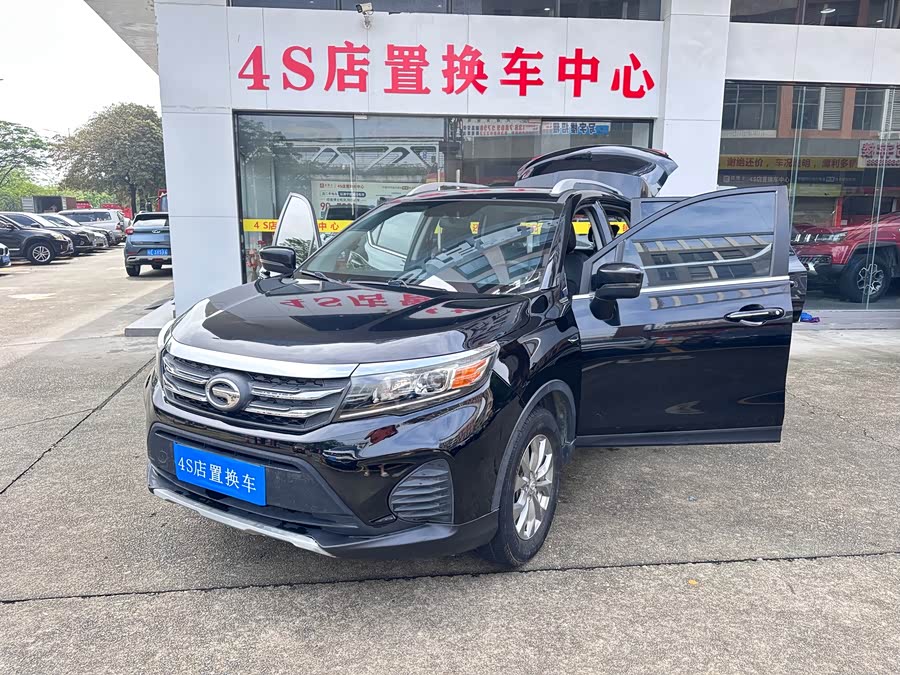 GAC Trumpchi GS3 2017 — фото 19